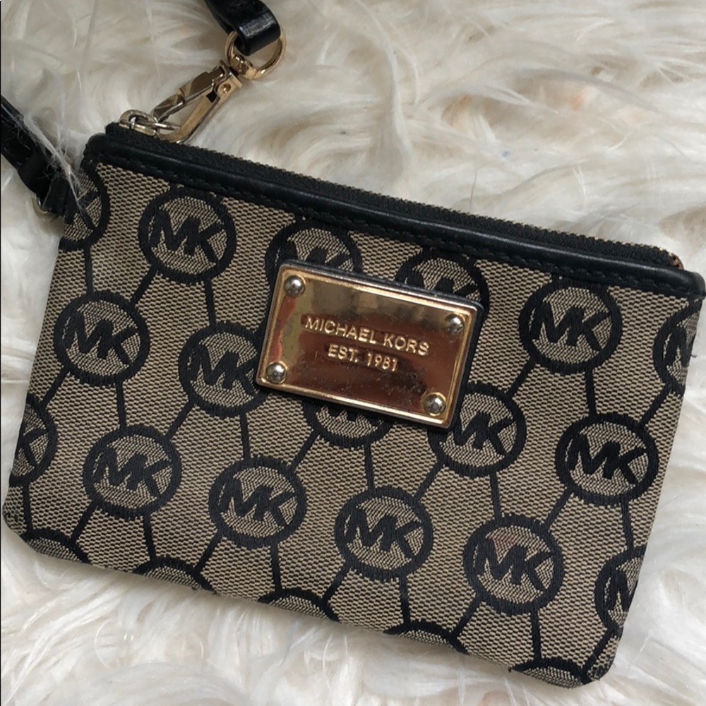 Michael Kors Wristlet